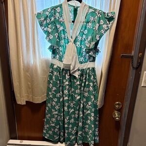 Unique Vintage Green Dress with White Dog Pattern